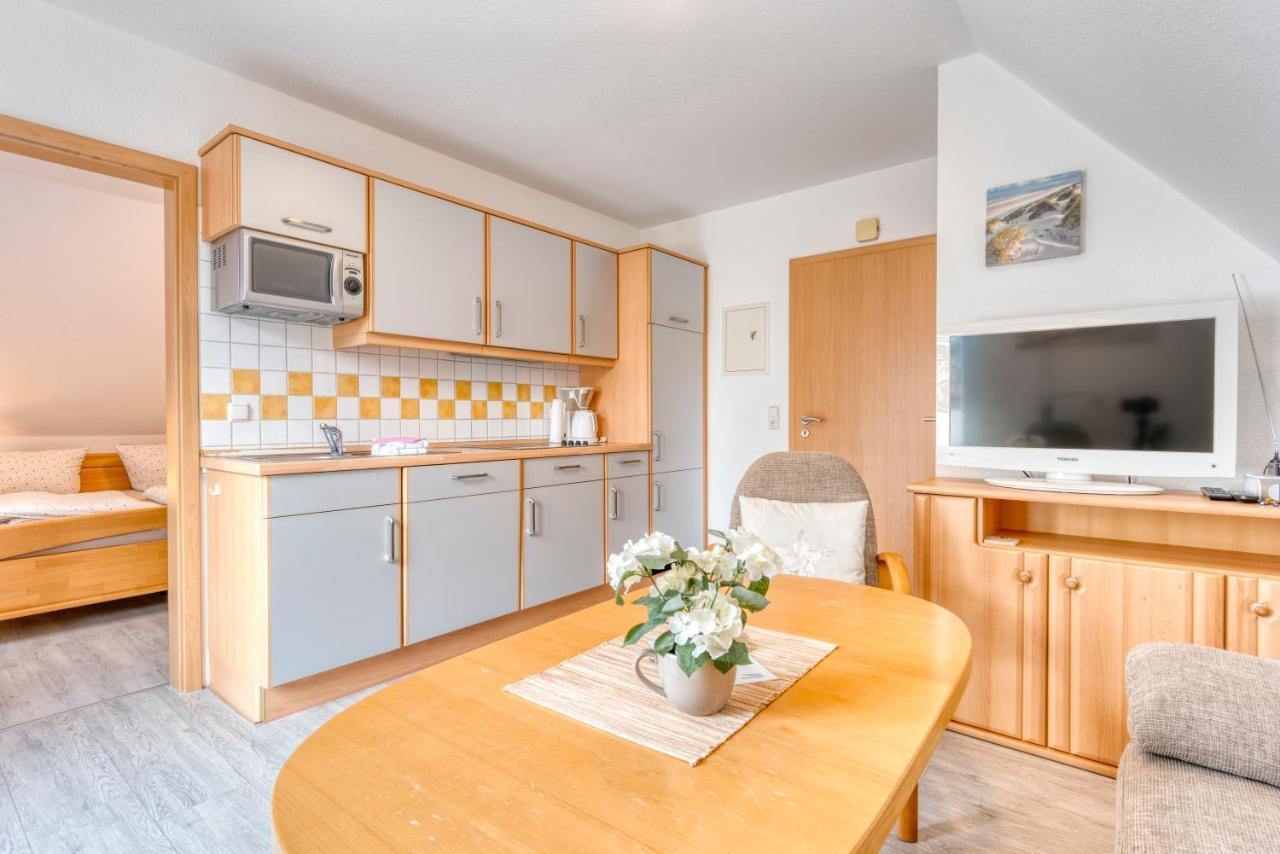 Ferienhaus Waldrose นอร์เดอร์ไน ภายนอก รูปภาพ